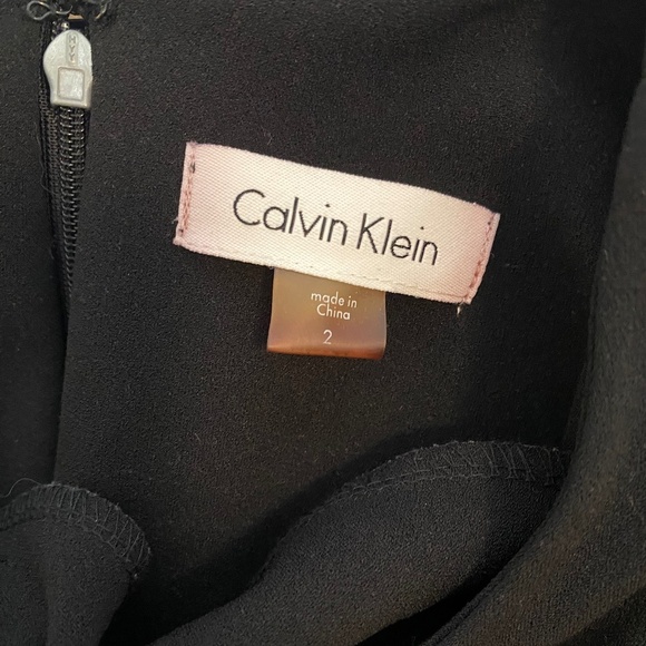 CALVIN KLEIN Black Dress with Beautiful Flower Pattern on Hem Size 2 - Picture 3 of 4